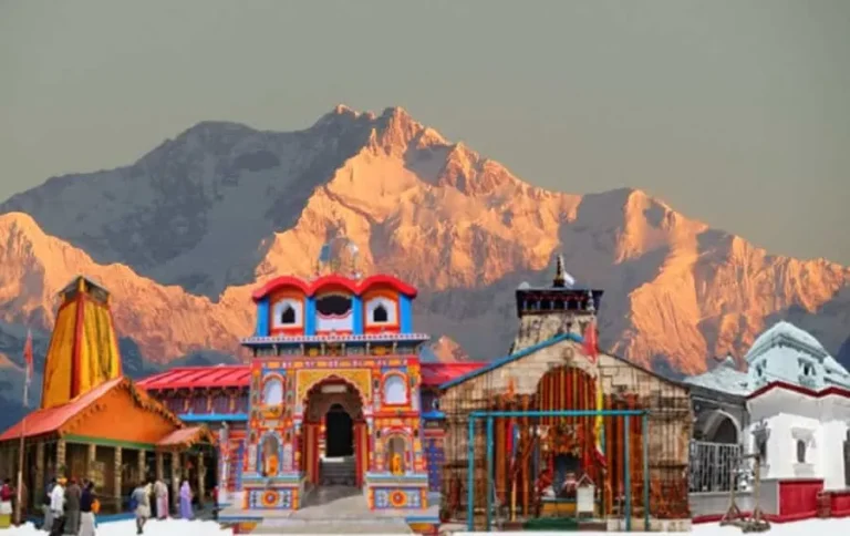 Delhi to Chardham Force Urbania